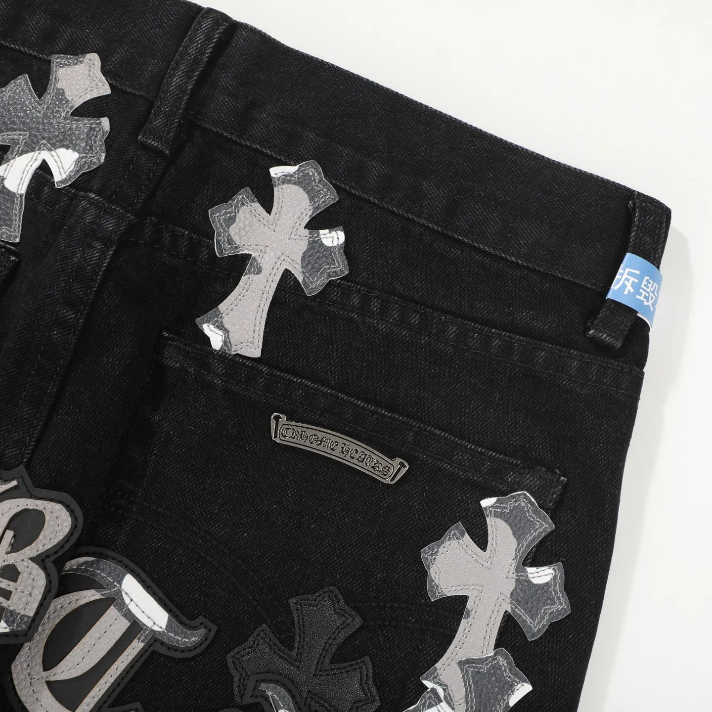 P260 Chrome Hearts Chrome Hearts Black Multi-leather Elements Full of Details Washed Jeans Authentically Restore the Ultimate Vintage Texture Three-Dimensional Fit Loose and Comfortable, Not Slimming Appearing Tall and Slim Made by a Manufacturer Original Quality Control Same Style for Men and Women Can Be Matched for Couples Versatile Recommendations Must-Have Jeans for All Seasons Fashionistas Have Been Disappointed From the Quality Selection of Fabrics, Cutting of Details, and Matching of Patterns, Everything Is Impeccable! The upper body is so handsome when worn...it can be easily worn by men, women and children! The craftsmanship is made of heavy-duty washed pure cotton denim fabric. After washing, it is soft and thick and looks very stylish when worn. Color: black Size: 28 30 32 34 36